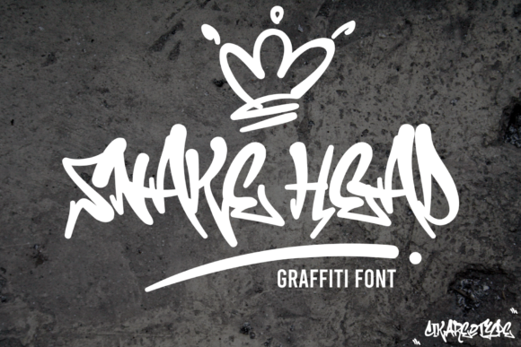 Snake Head: A Display Font That Anchors Editorial Mood